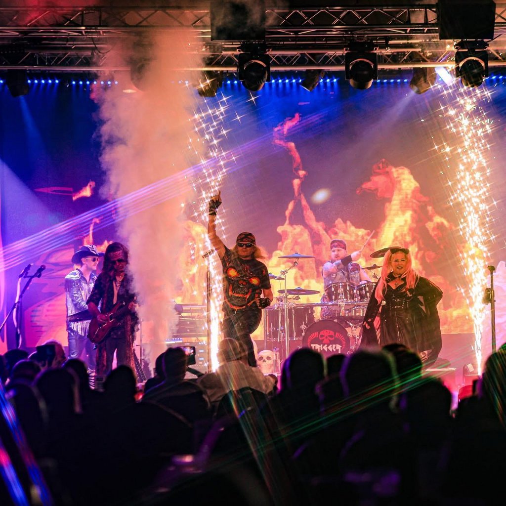 Guns N Jovi - The Music Of Bon Jovi & Guns N Roses