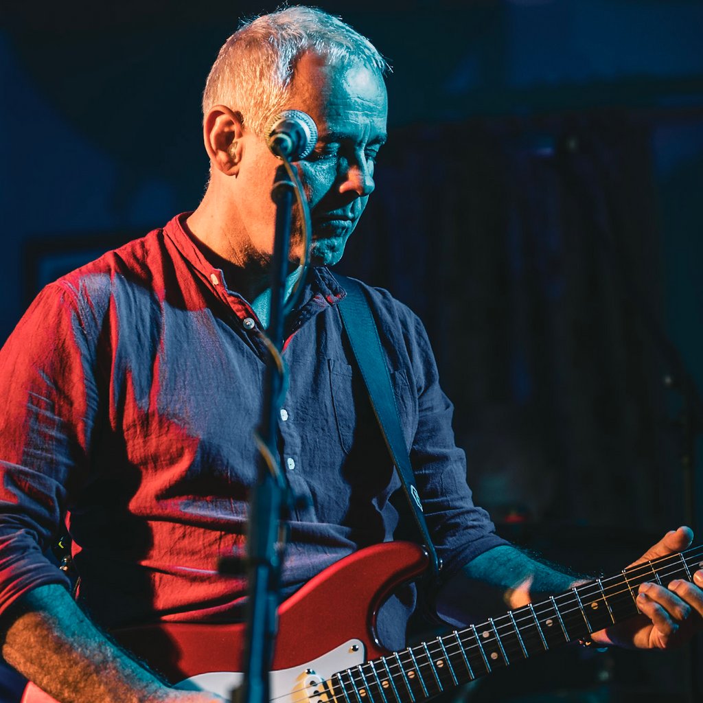 Alchemy Live - Tribute to Dire Straits