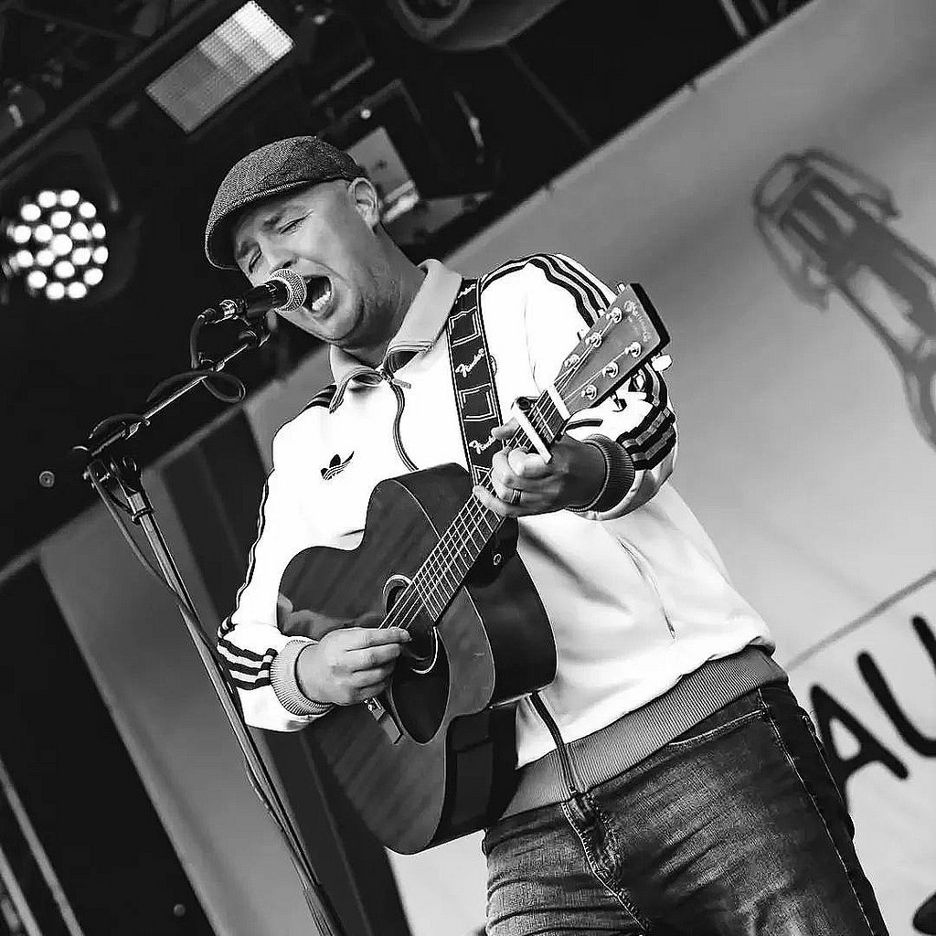 The Gerry Cinna-Man Experience + Sam Offender + Catfish