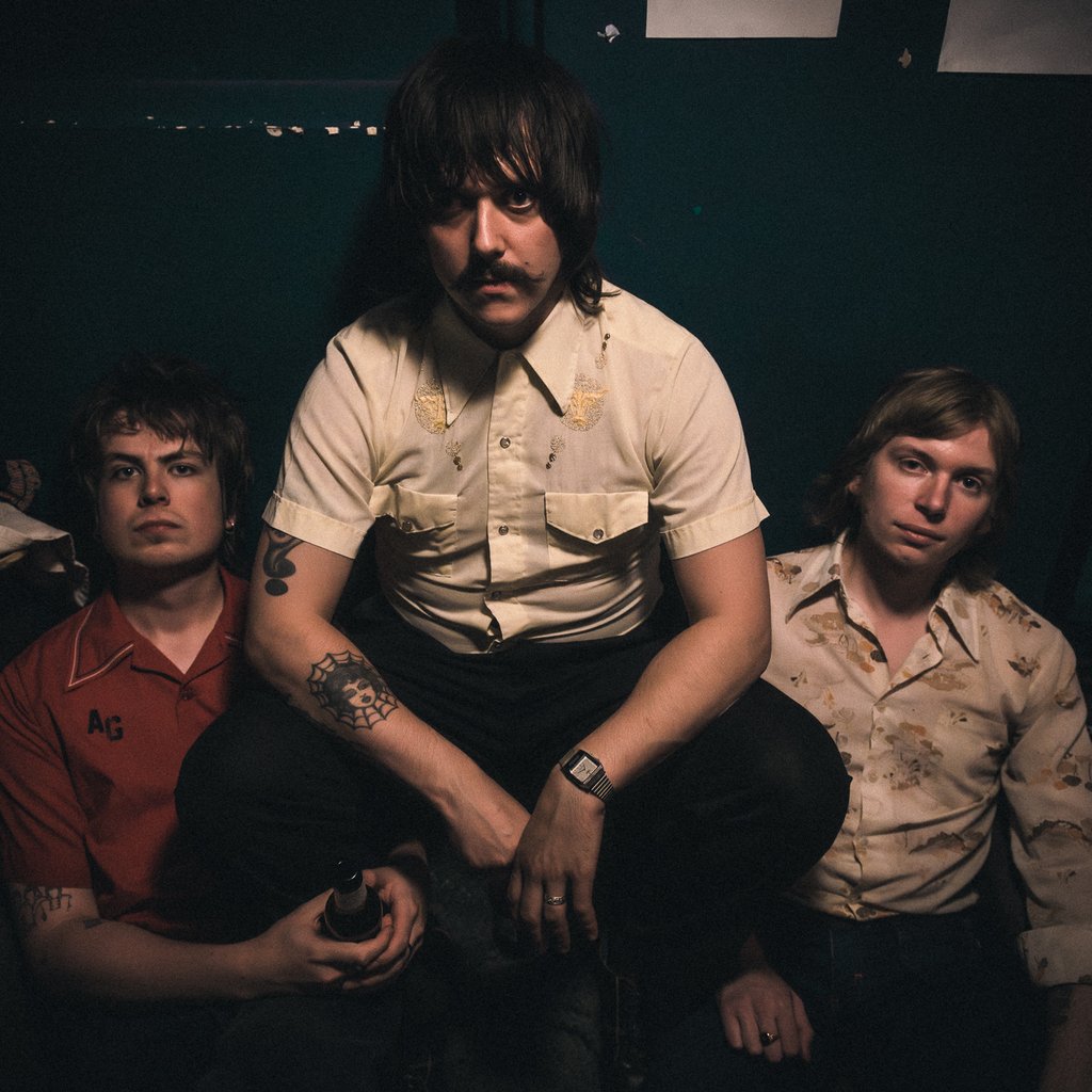 Snug Live Sessions w/YAANG + Support