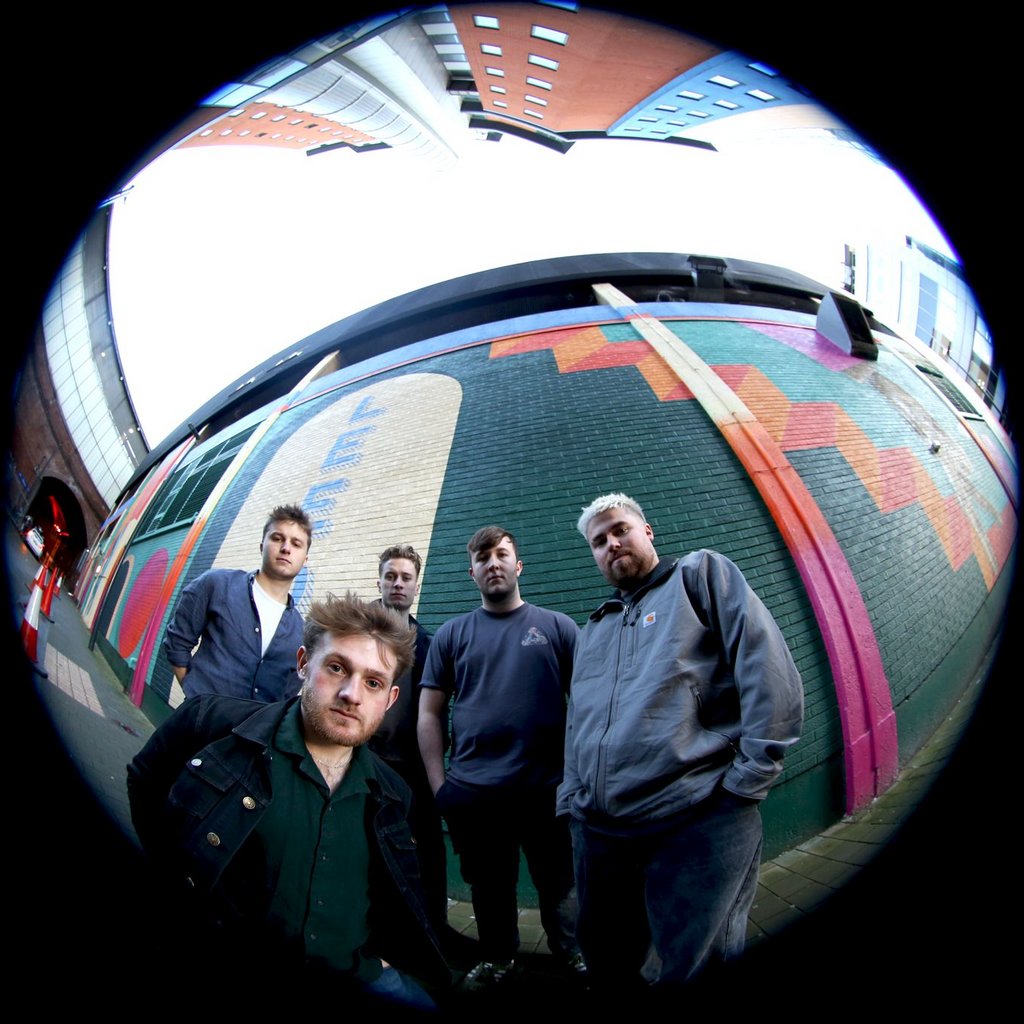 The Intermission / Televised / The Broken Frame / The Mallards