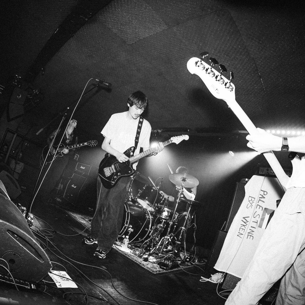 Funeral Free Show @ Café Momus