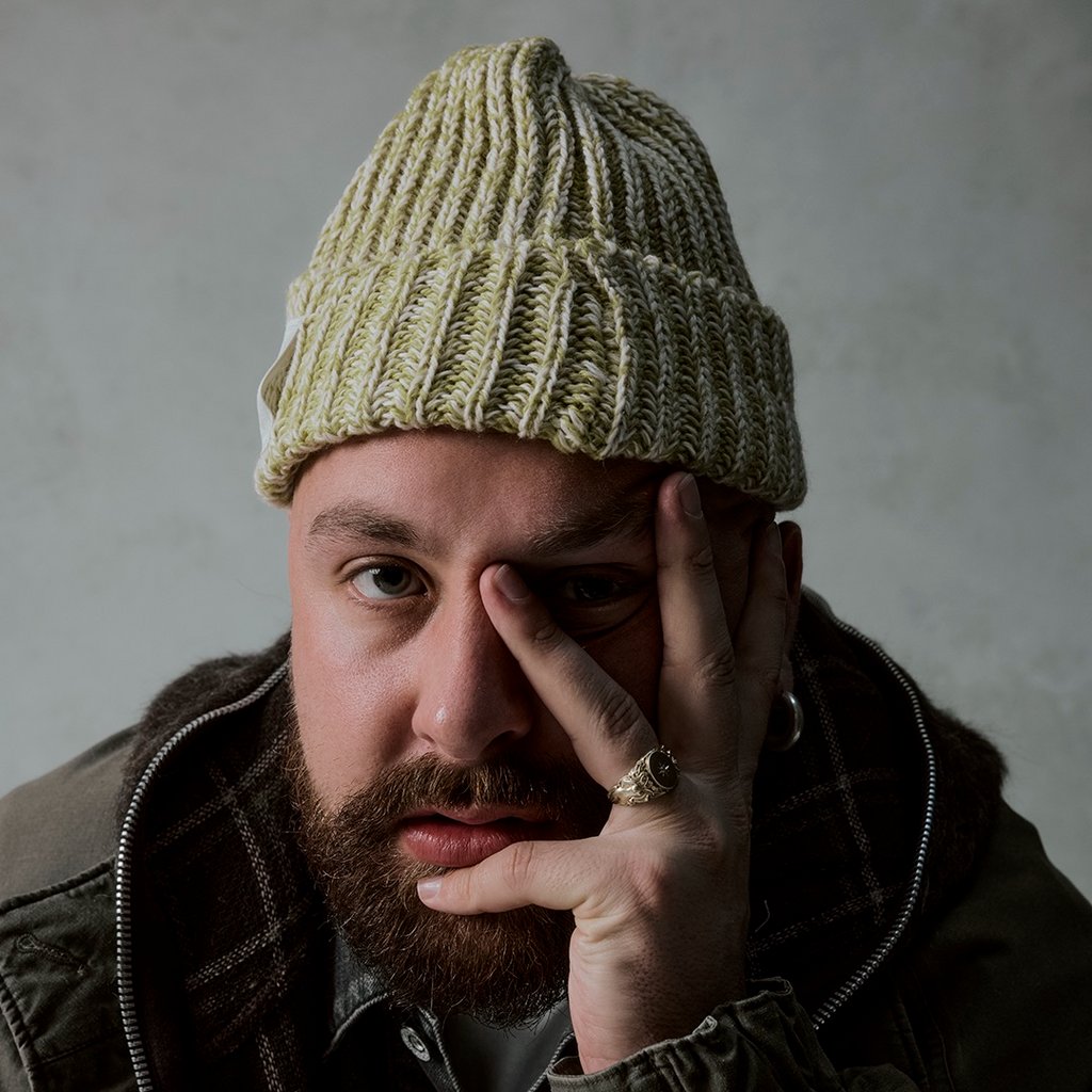 Quarters Presents Window Kid