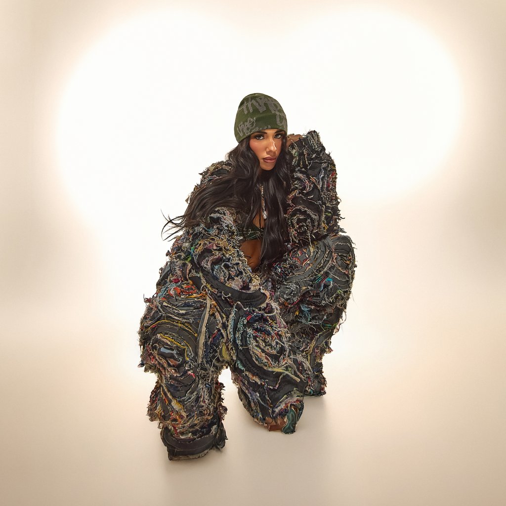 Source // Kitty Hall