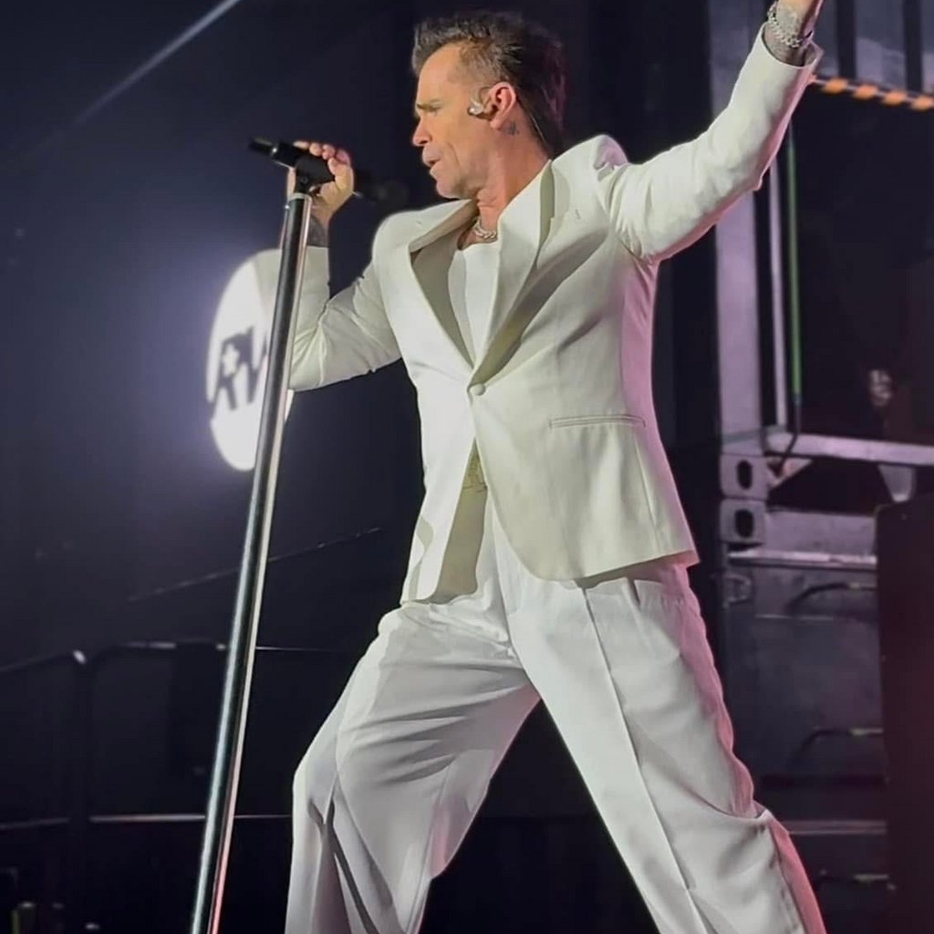 Robbie Williams Tribute