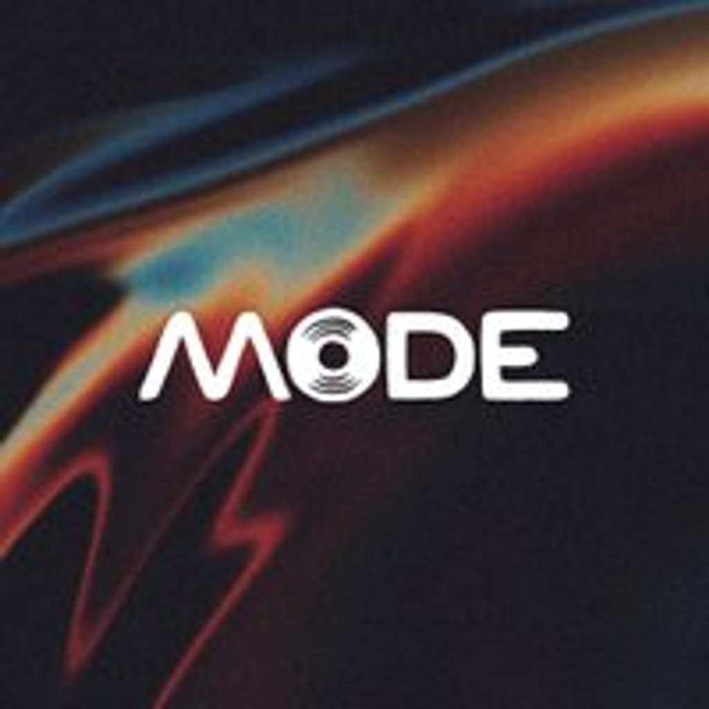 Mode in Wonderland w/ Ellia Jaya & Ethan Walsh