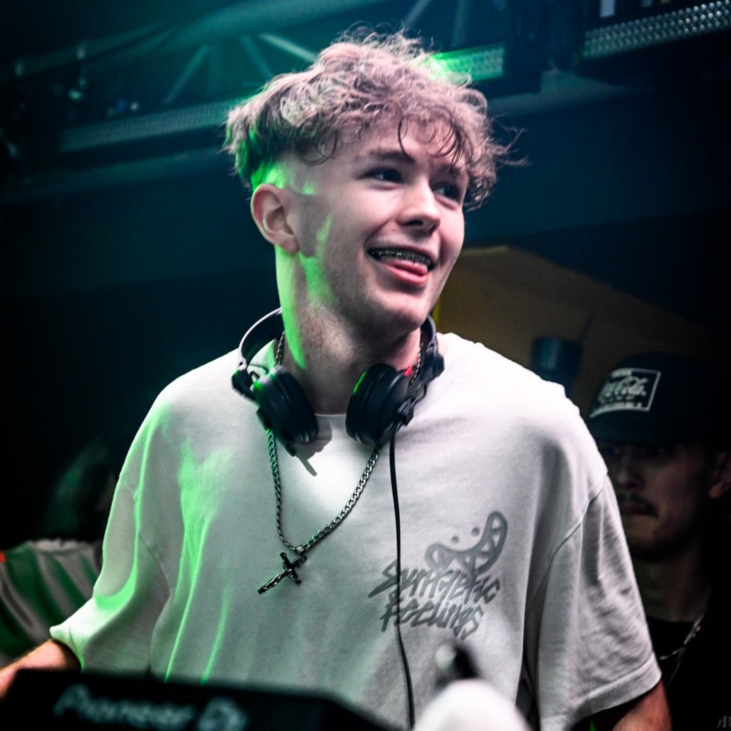 Deekz: DNB Green Room Shows