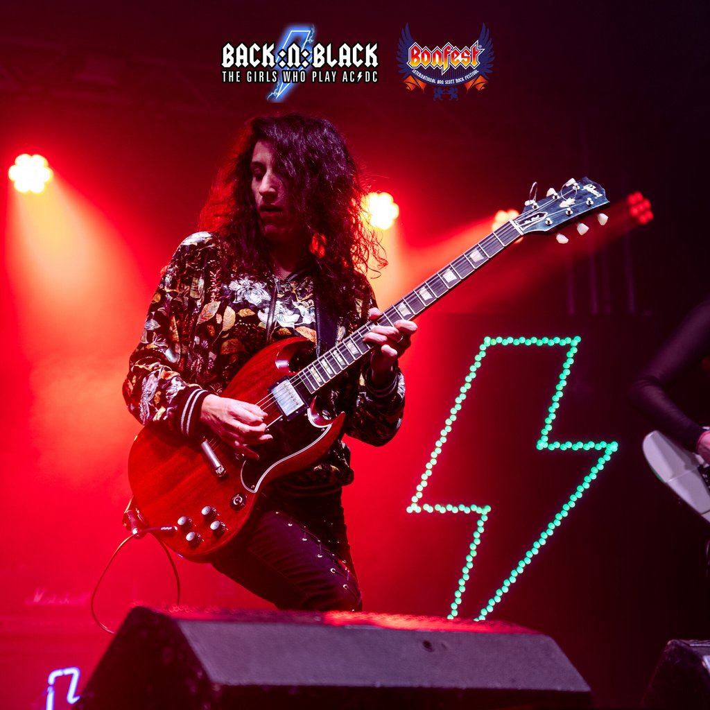 Back:N:Black - Girls who play AC/DC