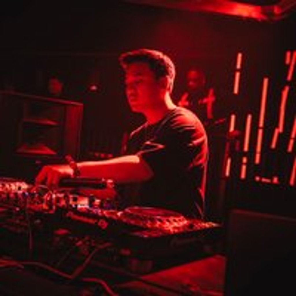 Milkshake, Ministry of Sound ft Kenny Allstar