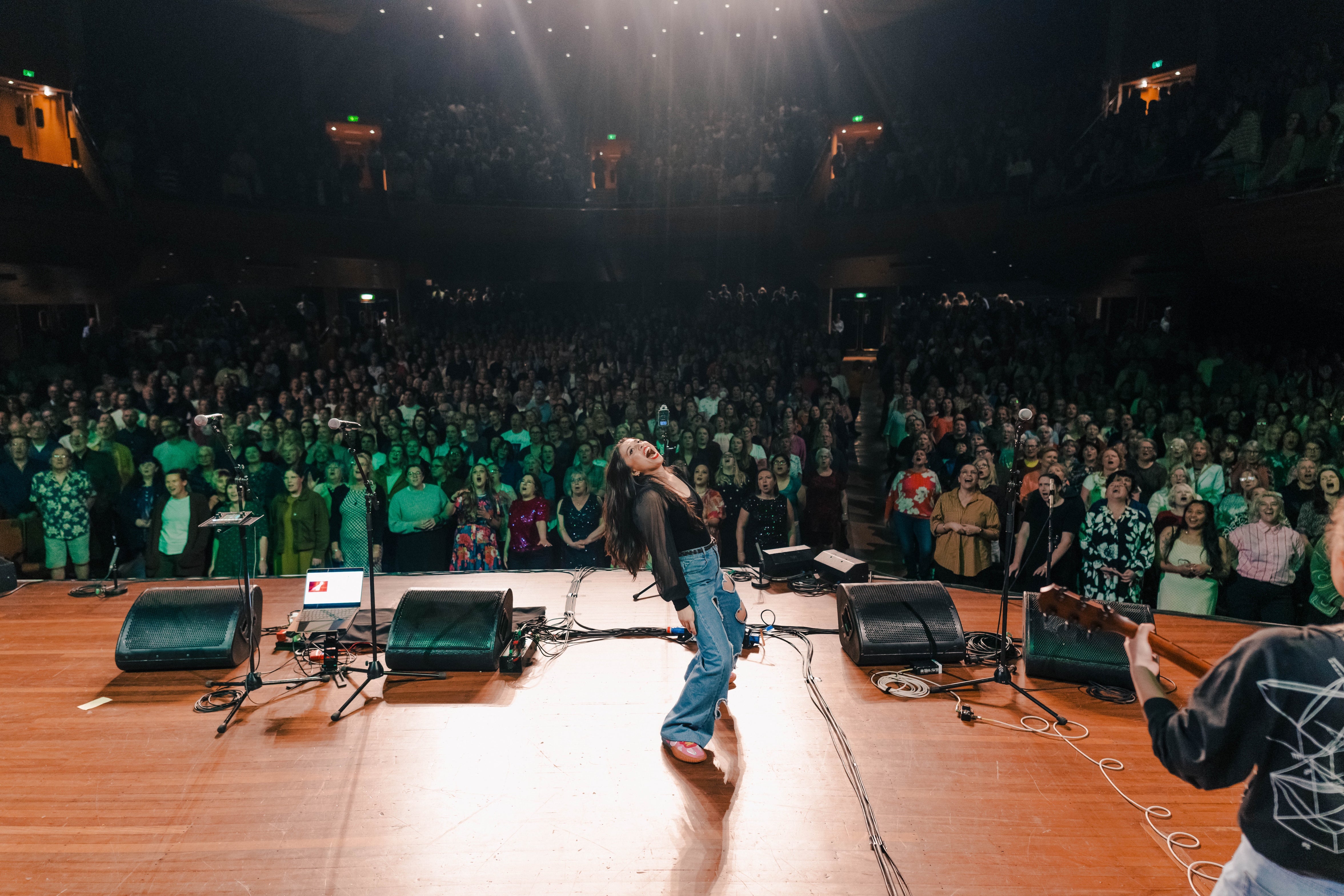 Pub Choir Eyes Up! 2026 US Tour
