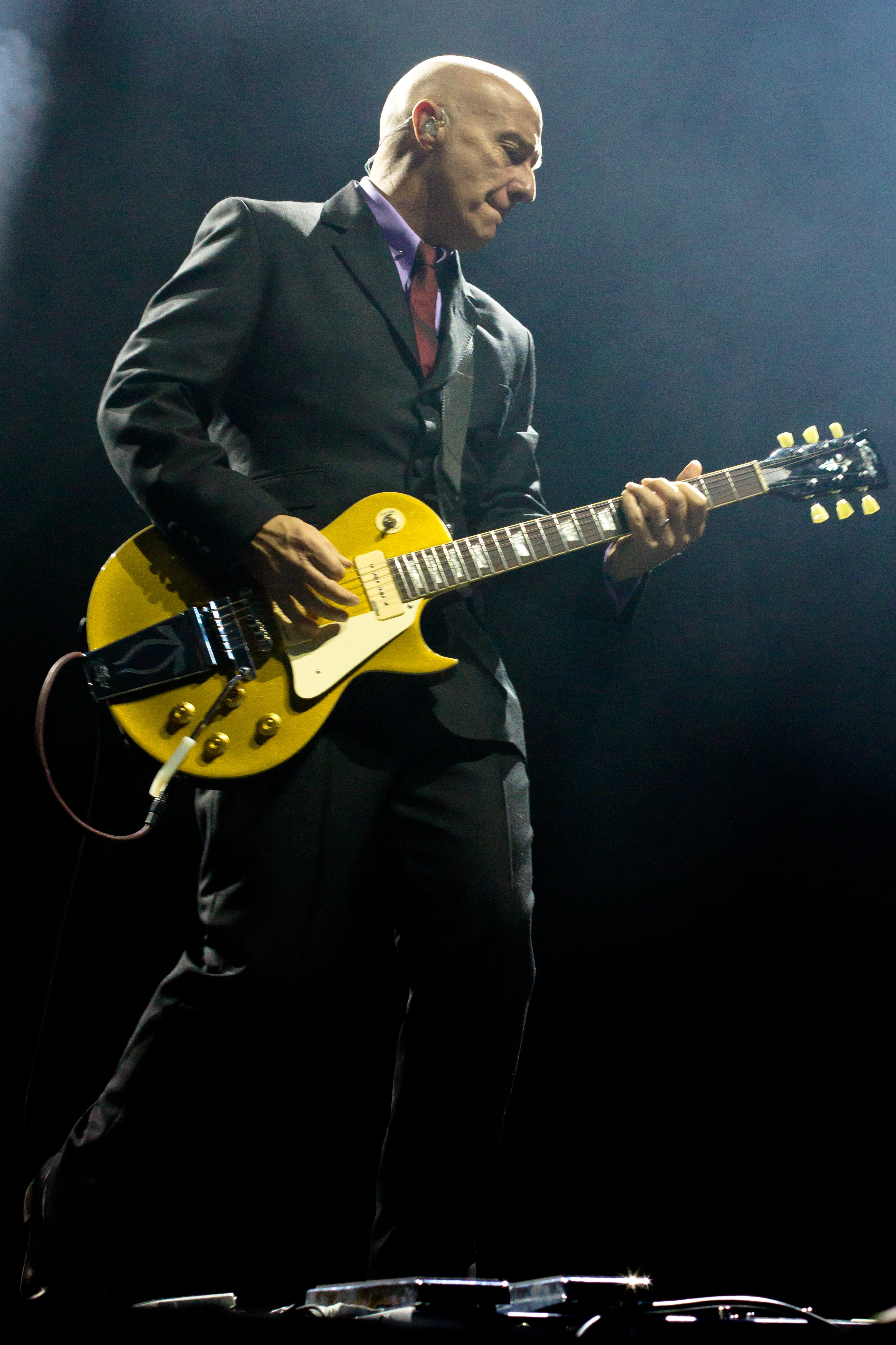 Midge Ure - Man of Two Worlds - Live Lounge Premium Package