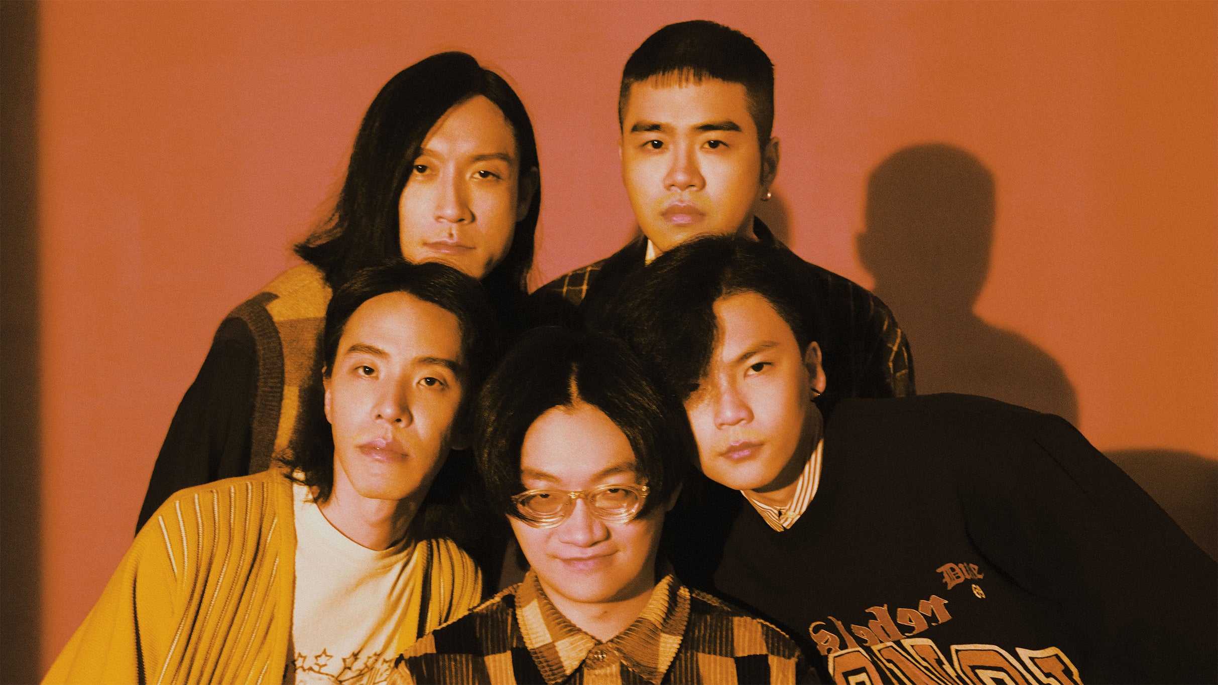 Q Comes Q Goes 2026 Sunset Rollercoaster Us & Canada Tour