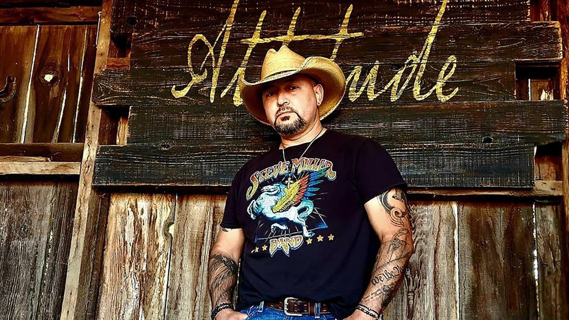 Dirt Road - The Jason Aldean Experience