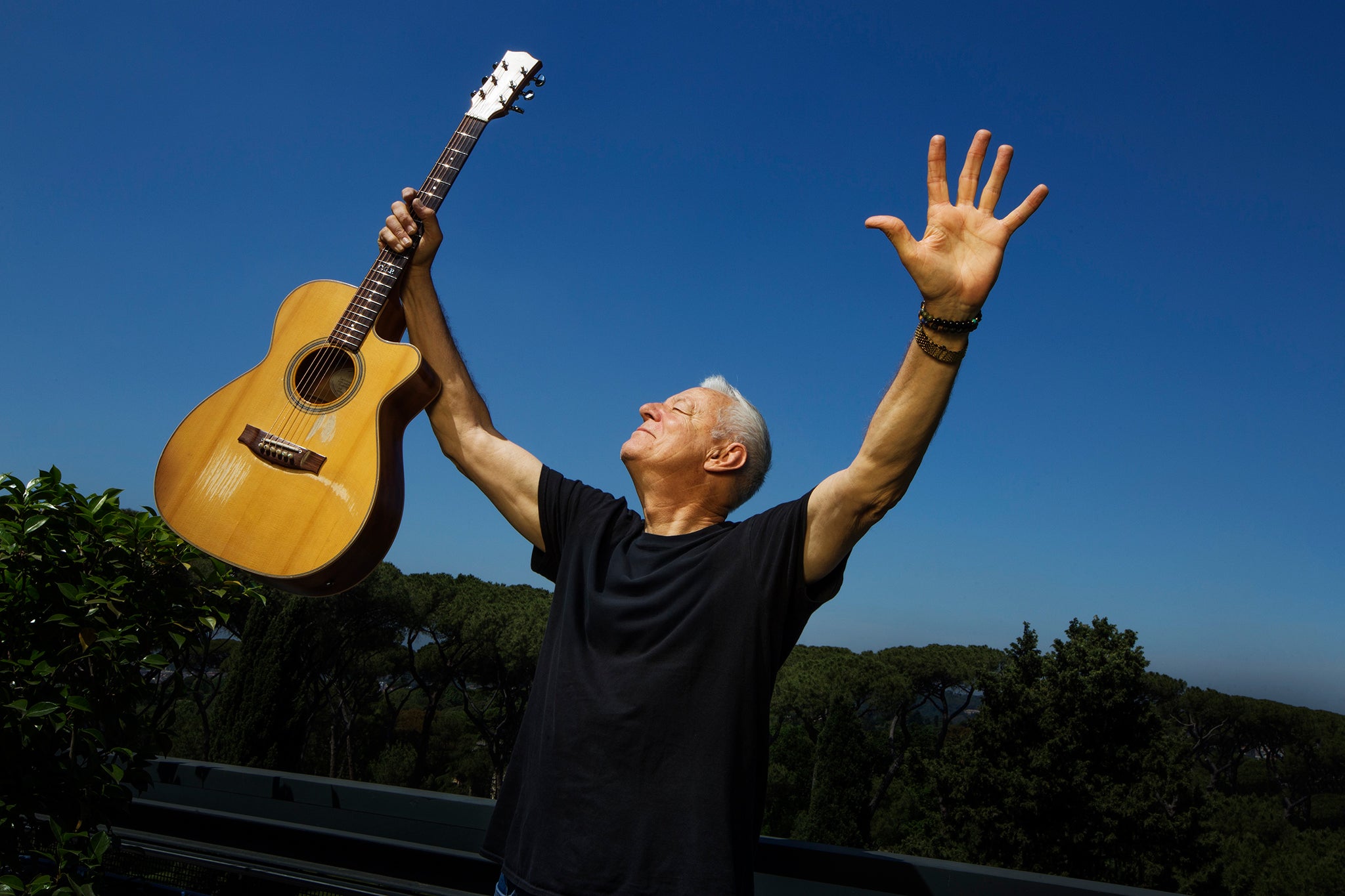 Tommy Emmanuel, CGP -  Living In The Light Tour