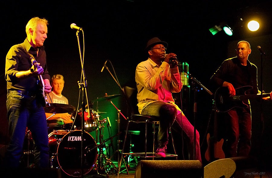 The Magic of Motown featuring Shades of Blue