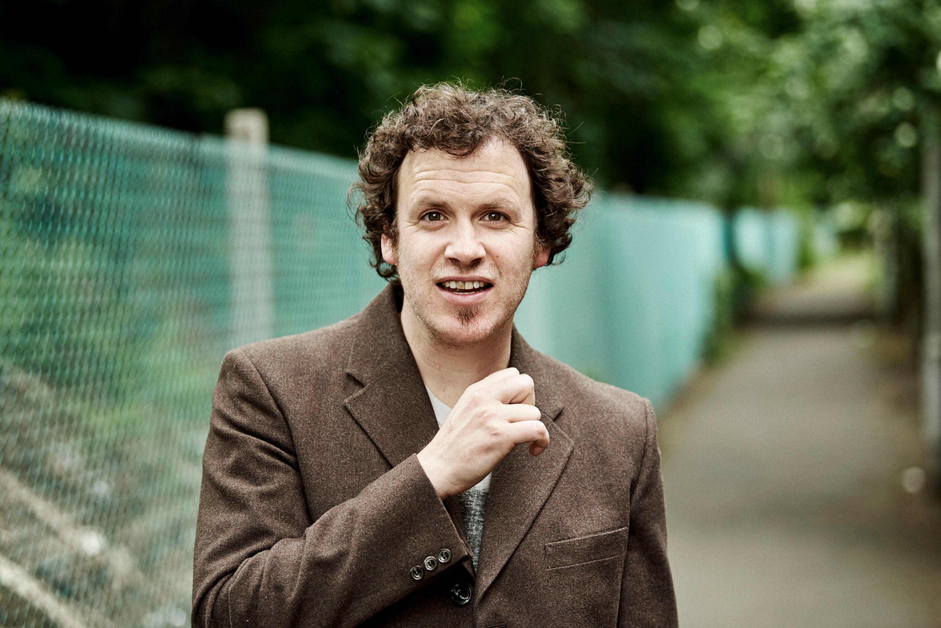 SEAMUS FOGARTY + support (TBA)