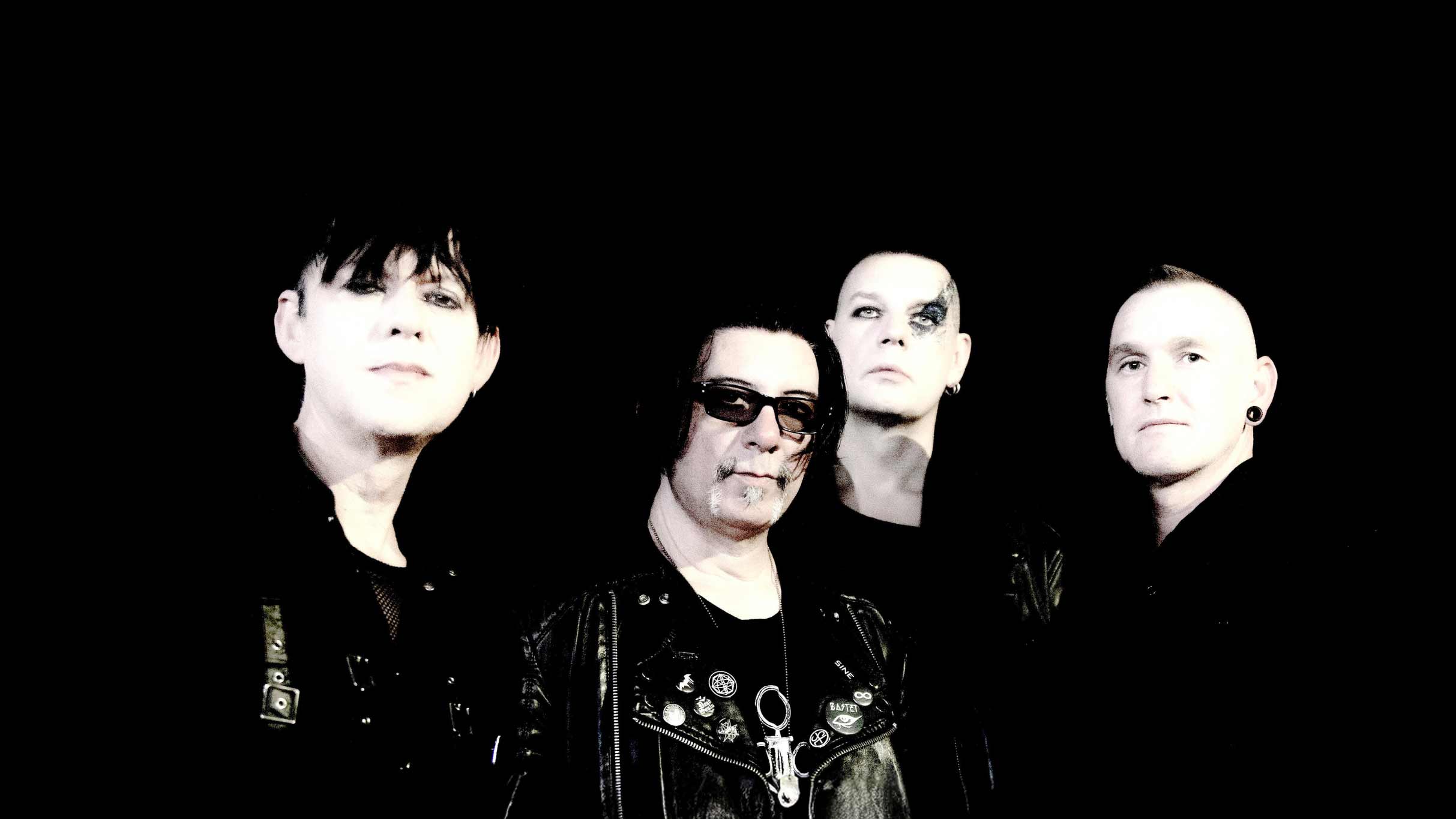 CLAN OF XYMOX + COLD CAVE