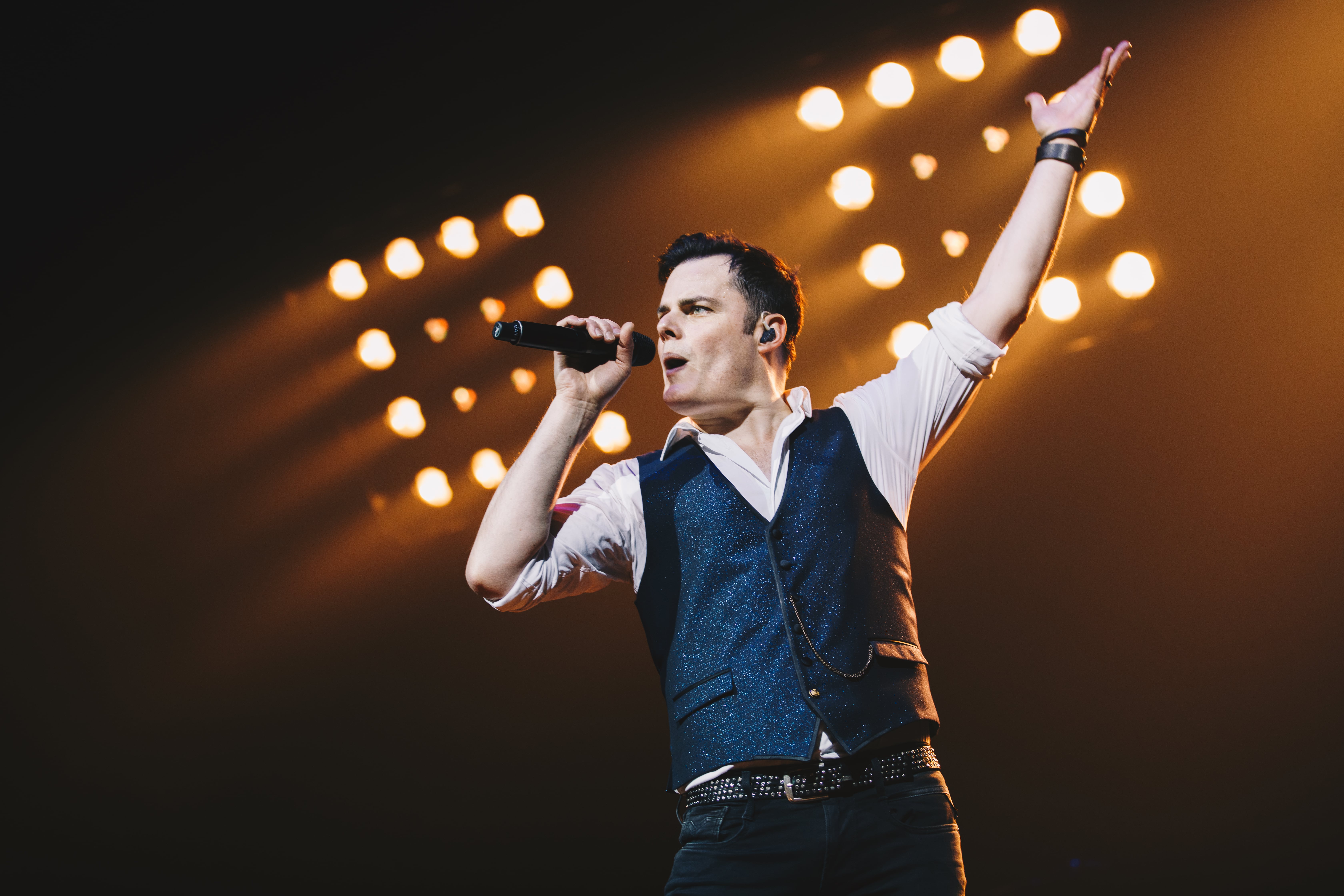 One Vision of Queen feat. Marc Martel | Box seat