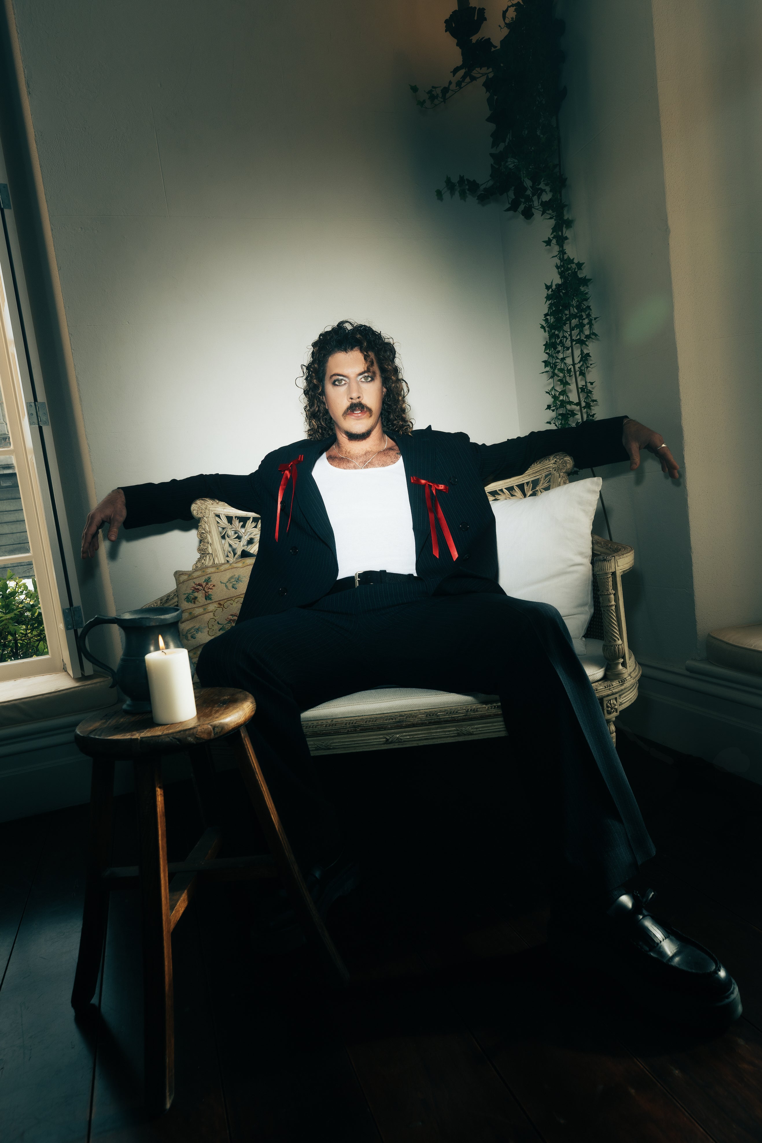 Keli Holiday (21+ Event)