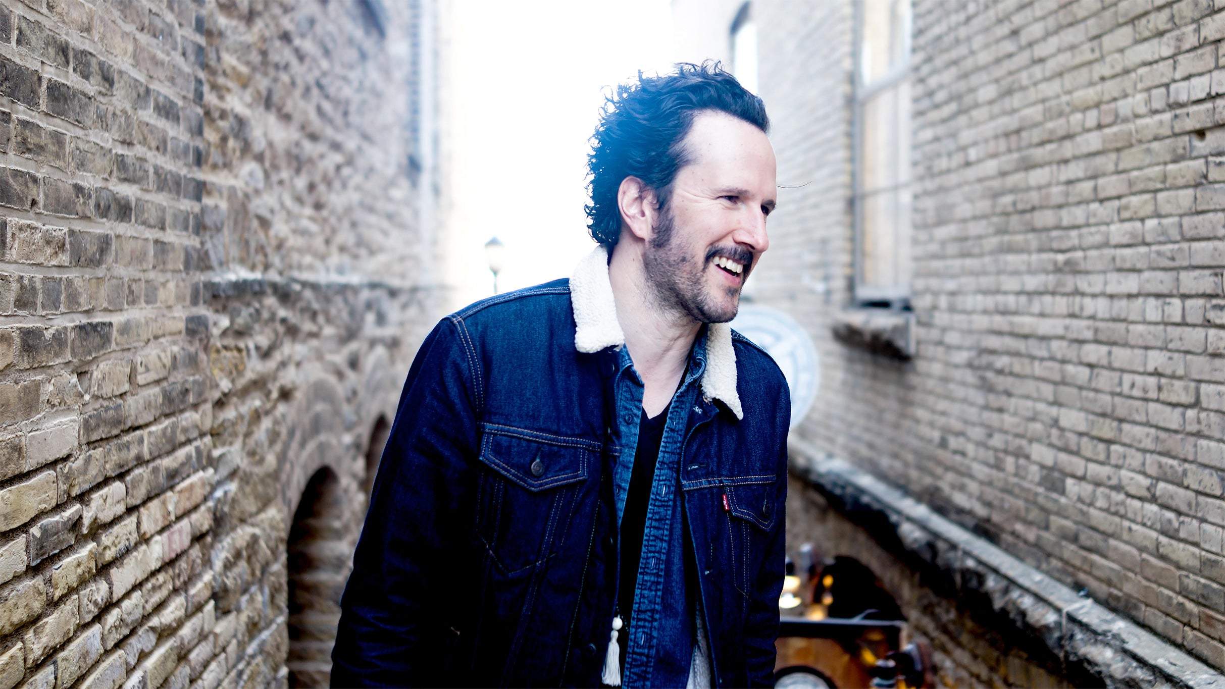 Mason Jennings w/ Megan Slankard