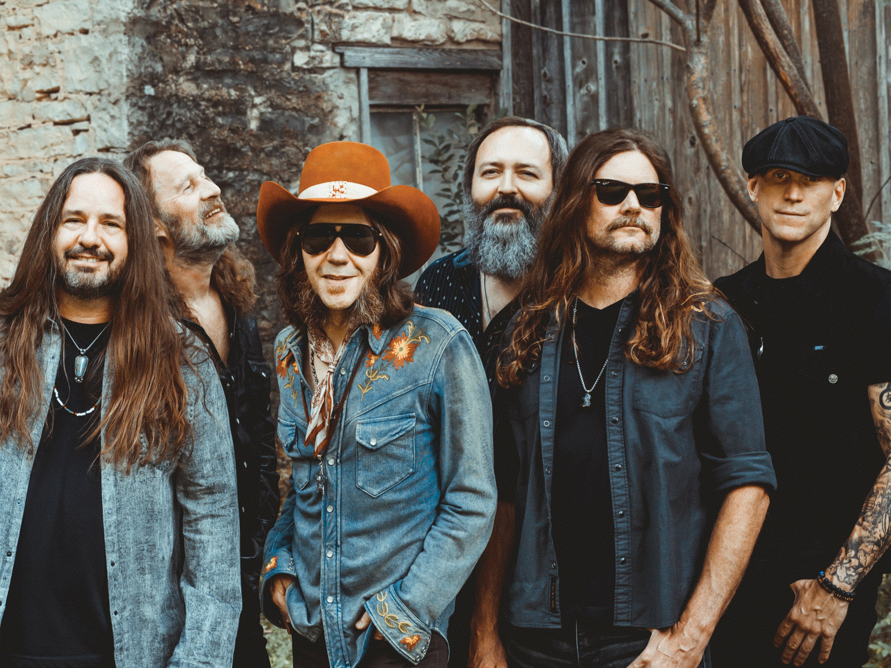 Blackberry Smoke (21 and Over)