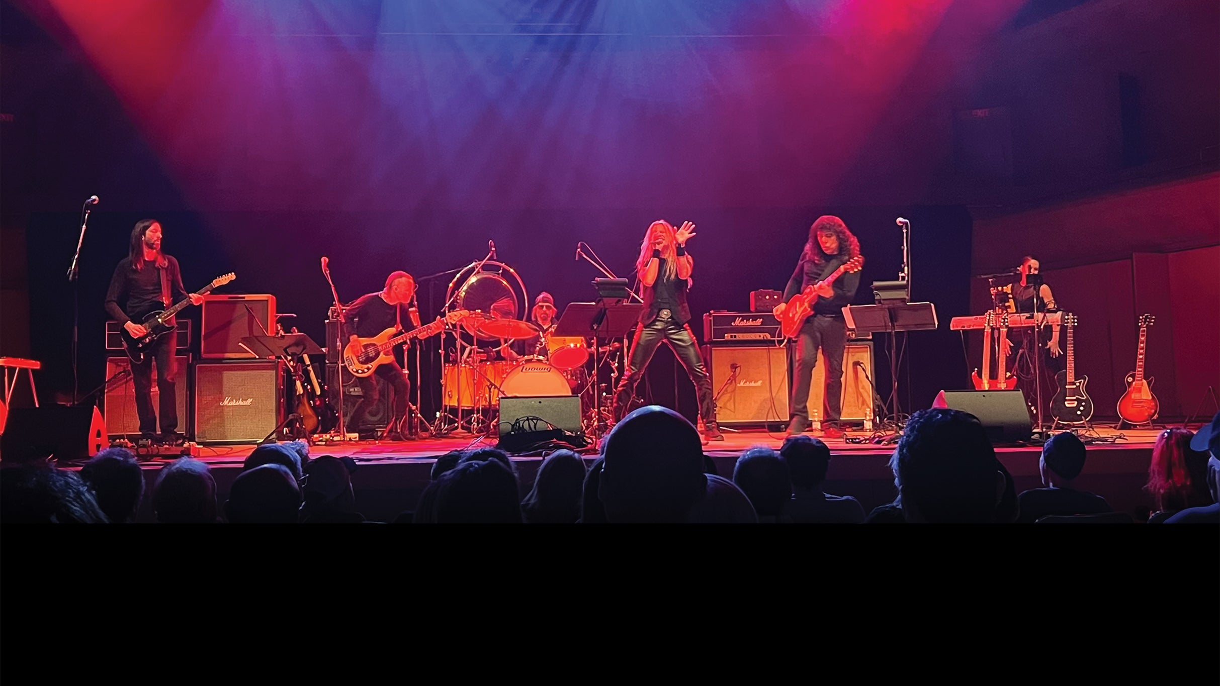 Classic Albums Live performs Pink Floyd: Dark Side Of The Moon