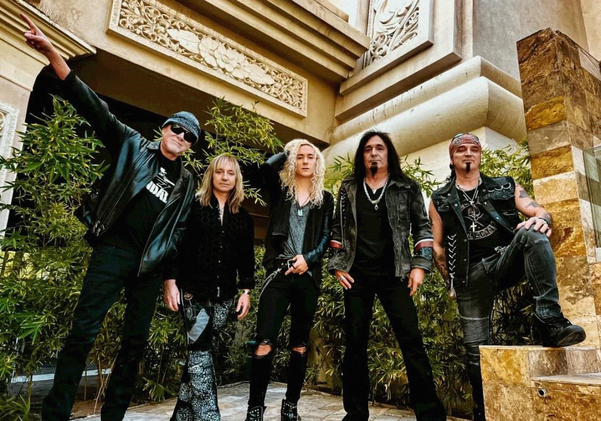 Great White w/ Slaughter