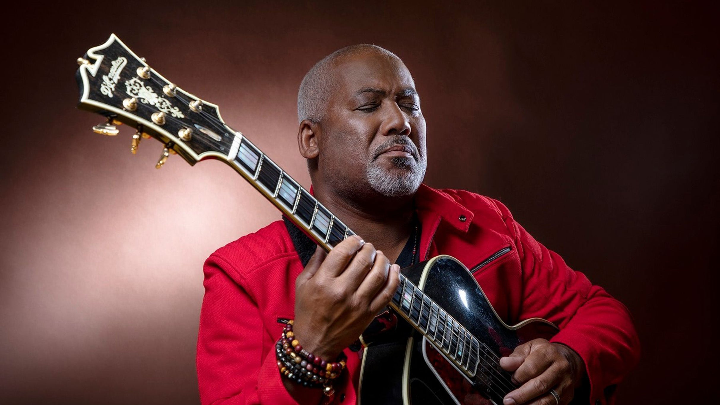 Jonathan Butler (9:30 PM)