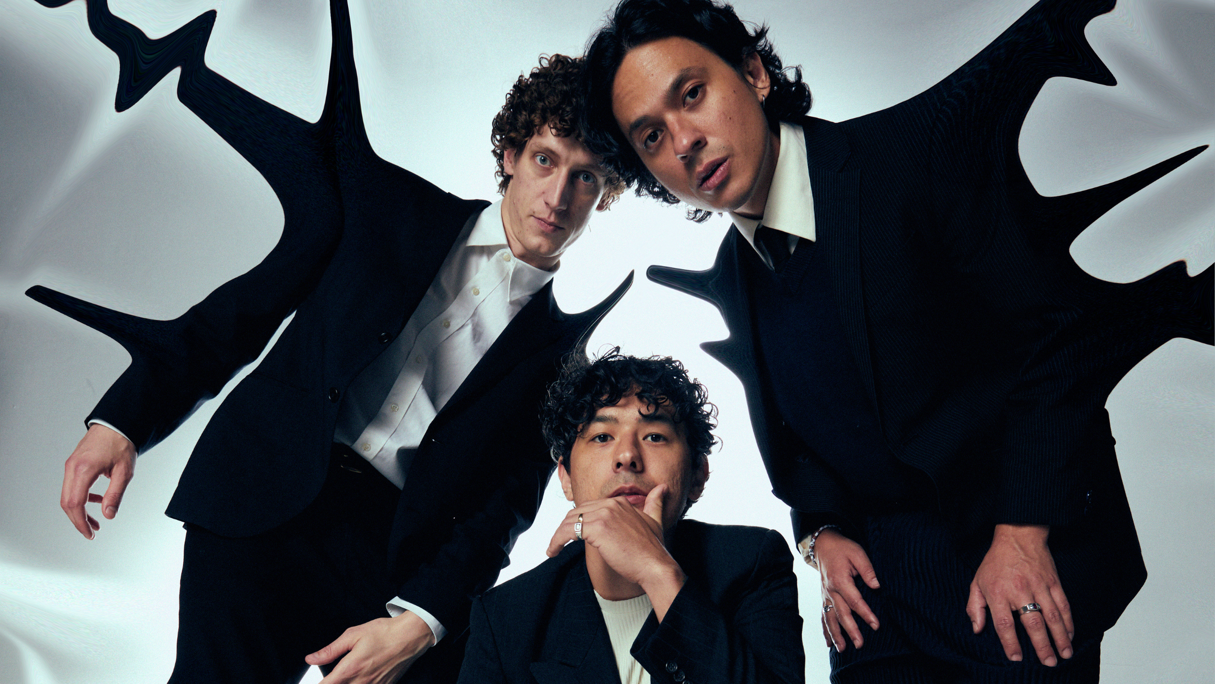 LAST DINOSAURS - Wellness 10 Year Anniversary Tour w/ Special Guest BAD SUNS (USA)