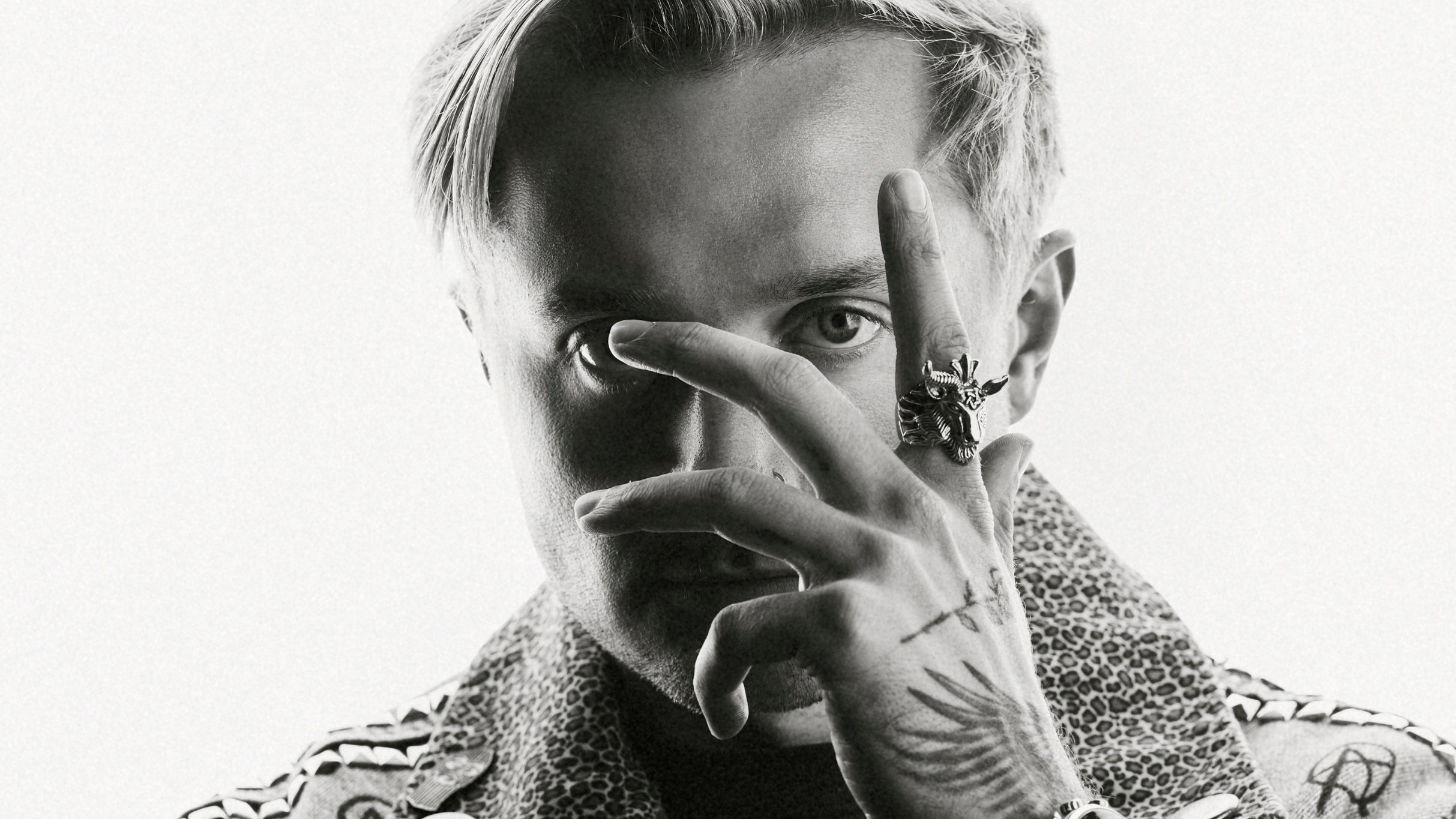 Ryan Oakes (USA) - Rood Awakening Tour