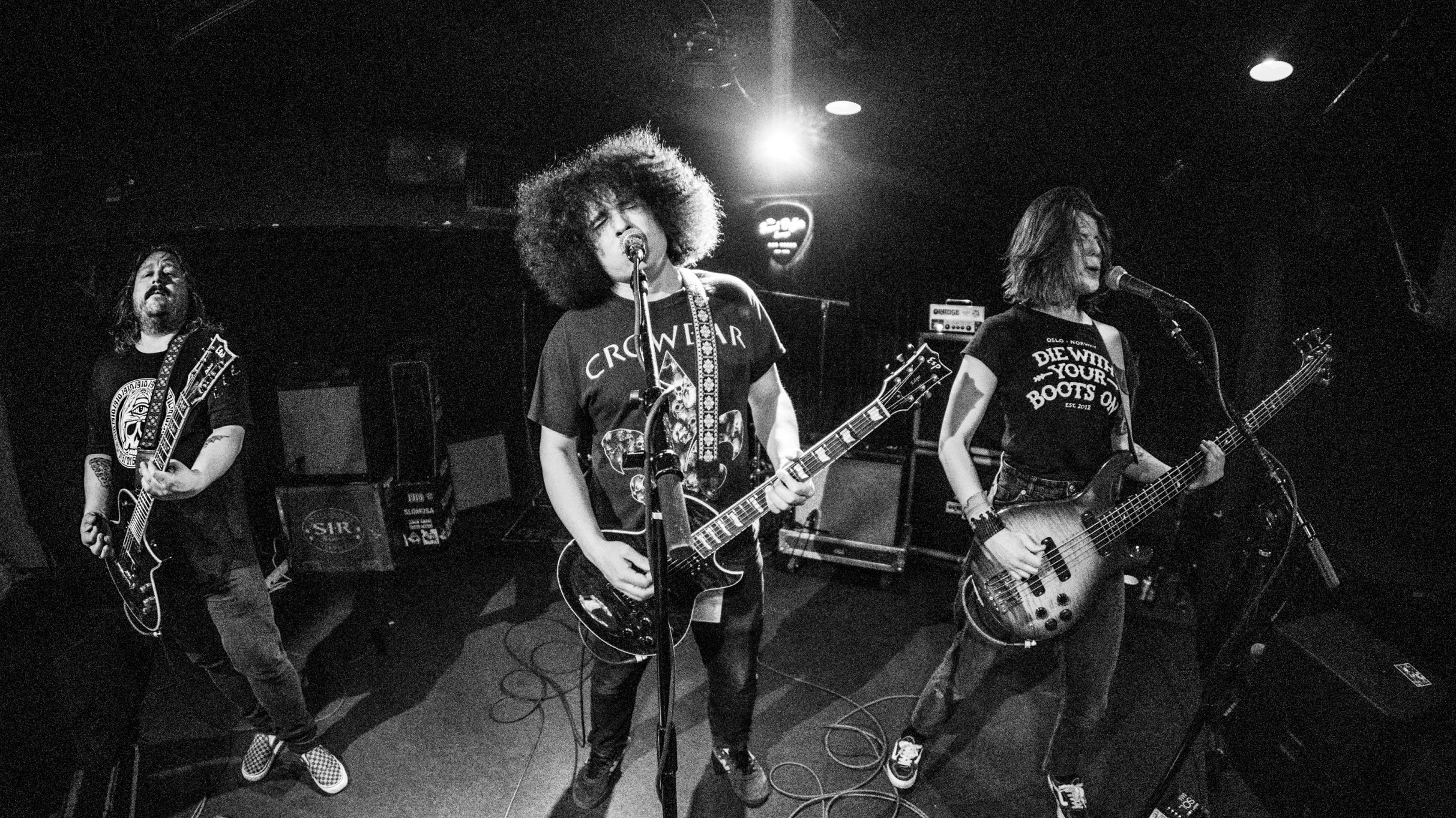 SOLD OUT! Slomosa w/ guests