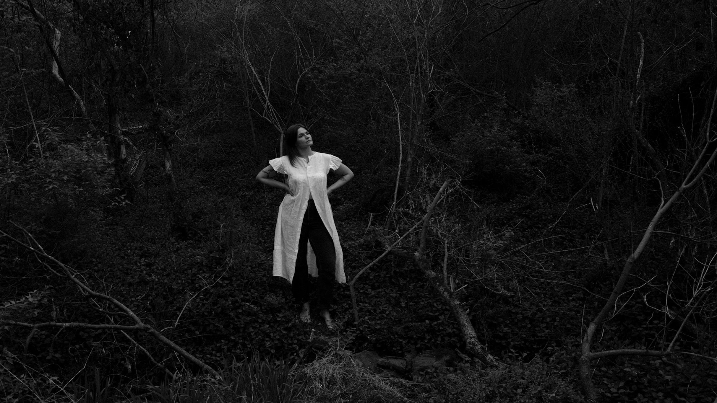 Bella White w/ Erin Rae