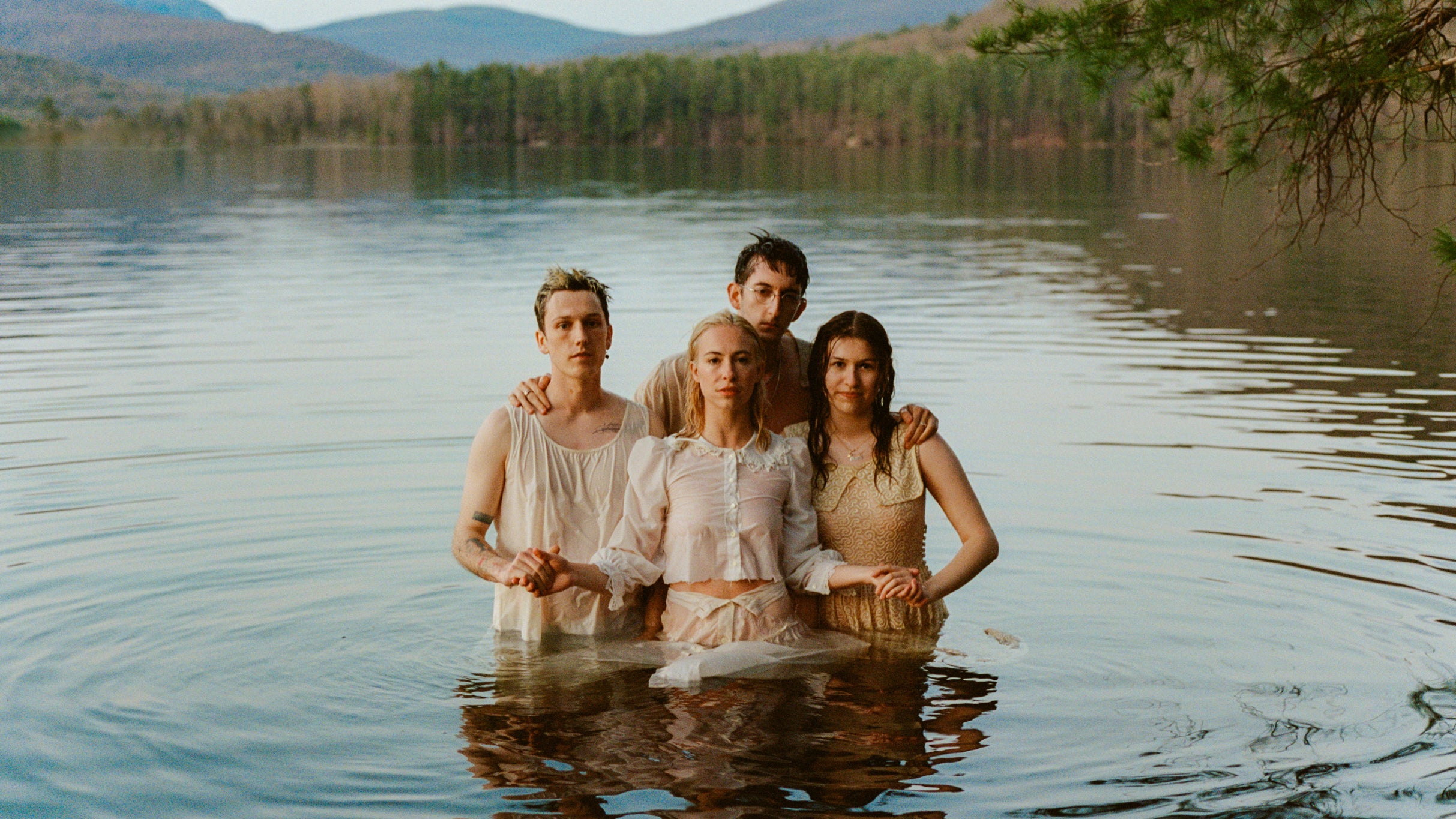 Sammy Rae & The Friends, Melt