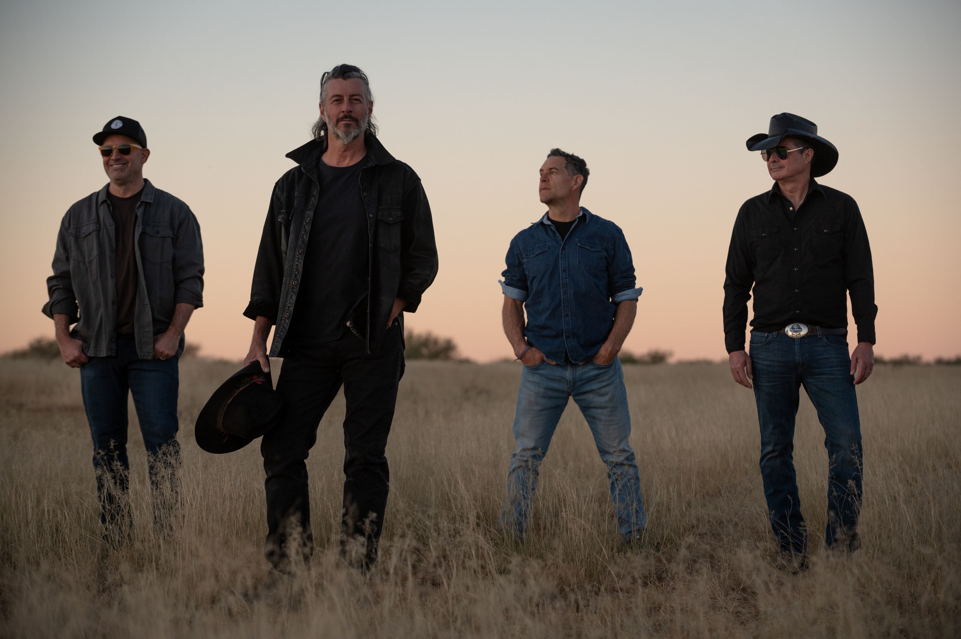 Roger Clyne and the Peacemakers w/ Ike Reilly Featuring Shane Reilly