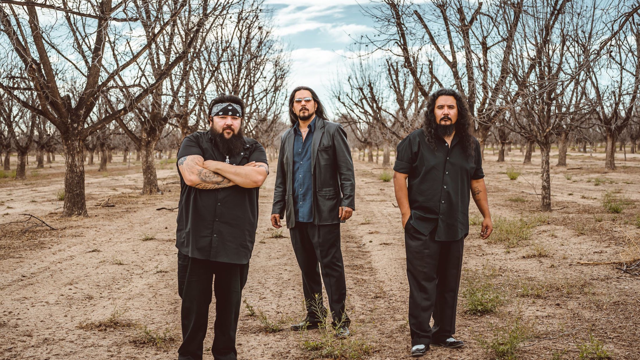 Los Lonely Boys with Special Guest Lew Apollo