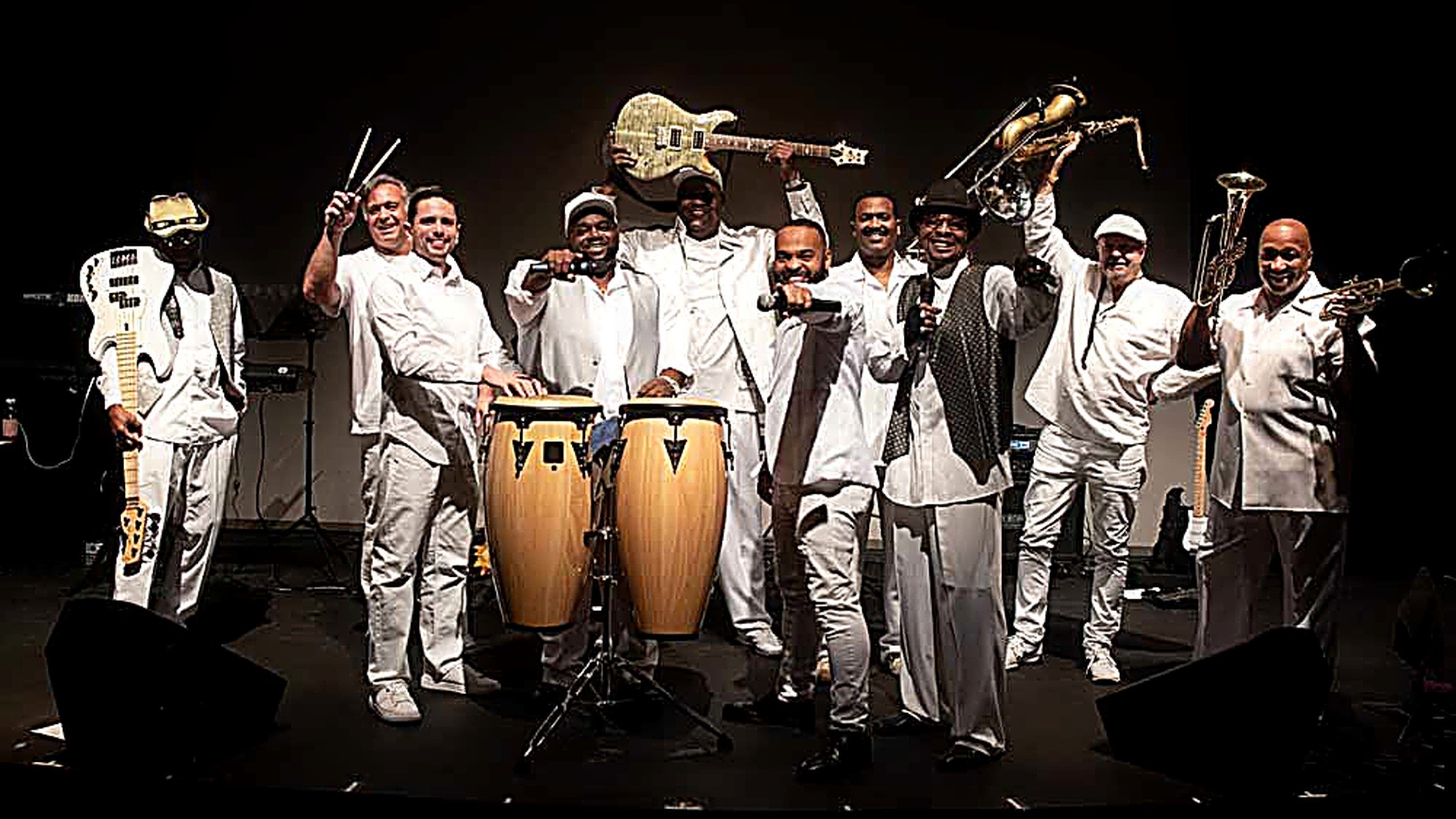 Lets Groove Tonight: Earth Wind & Fire Ultimate Tribute