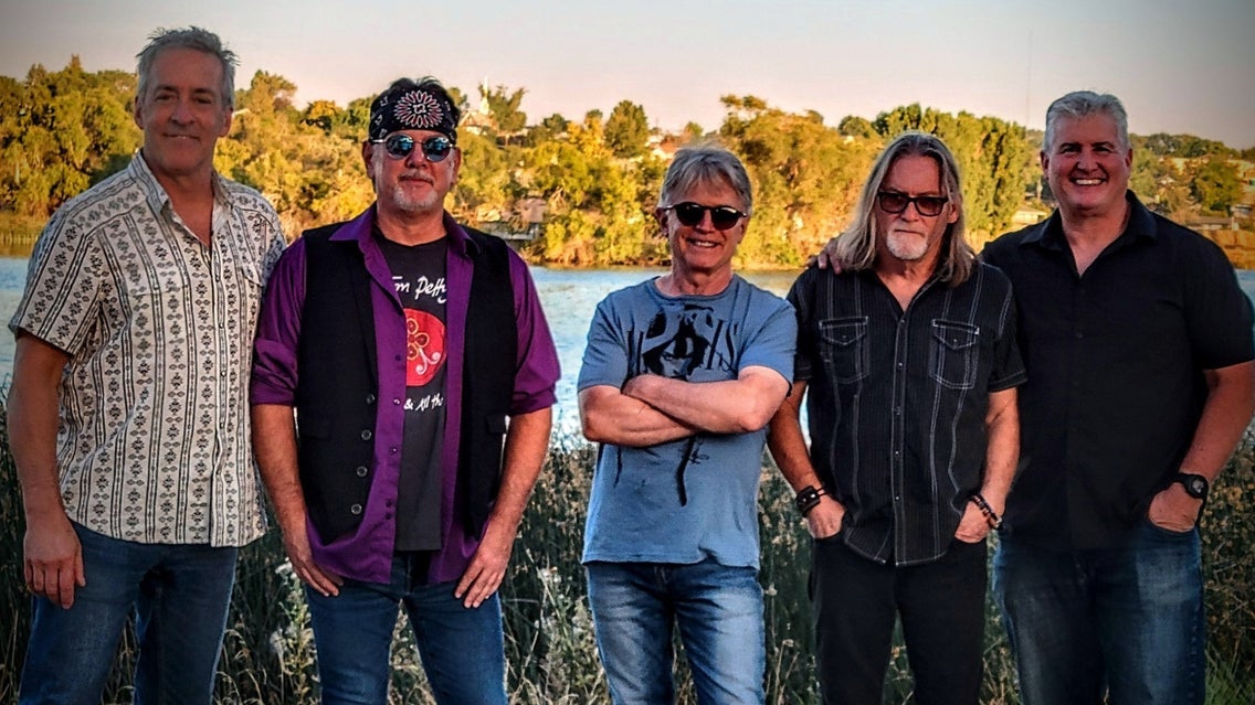 Petty Thief w/ special guests Pretenders UK