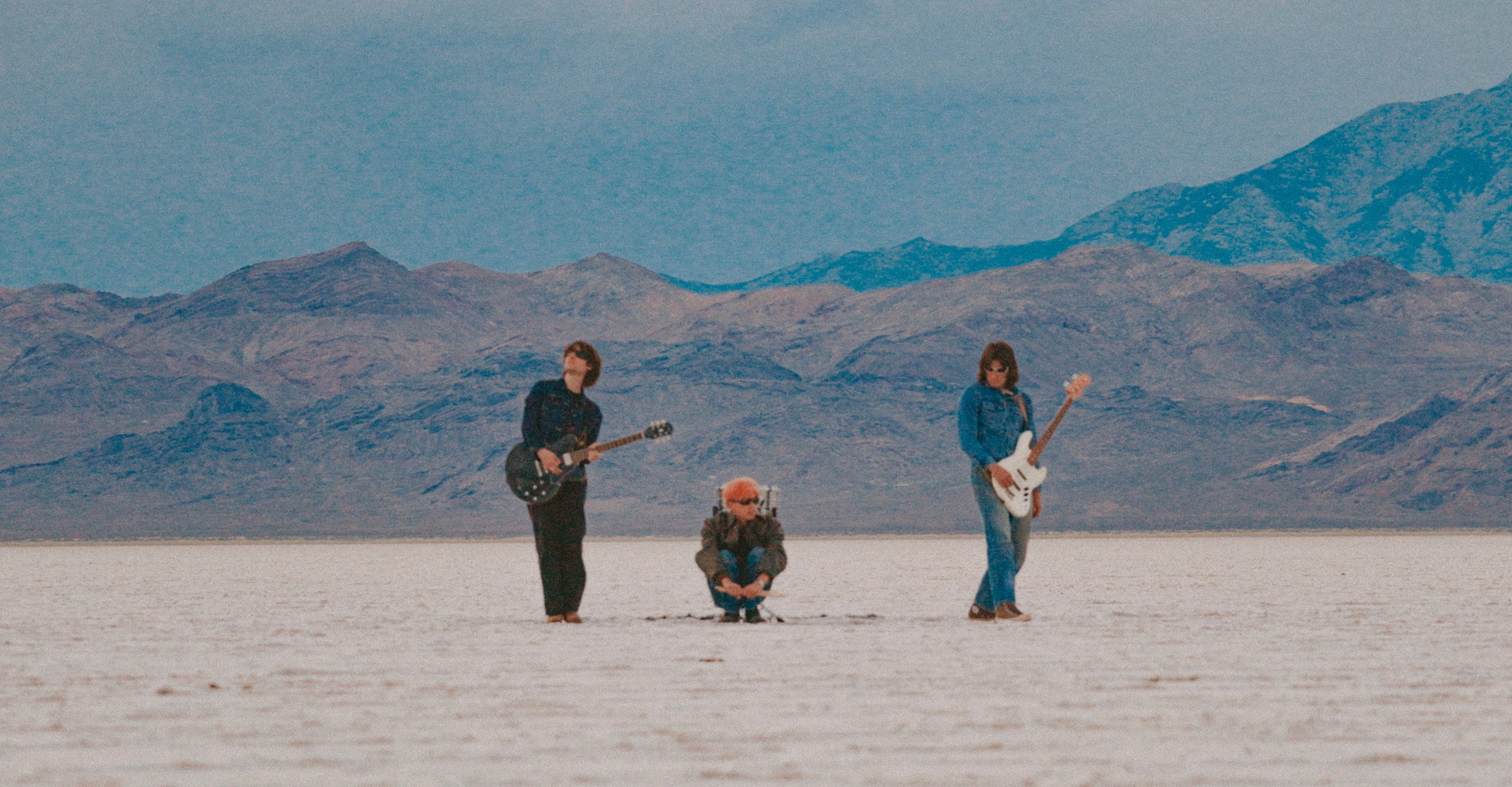 Foxtide plus Special Guest