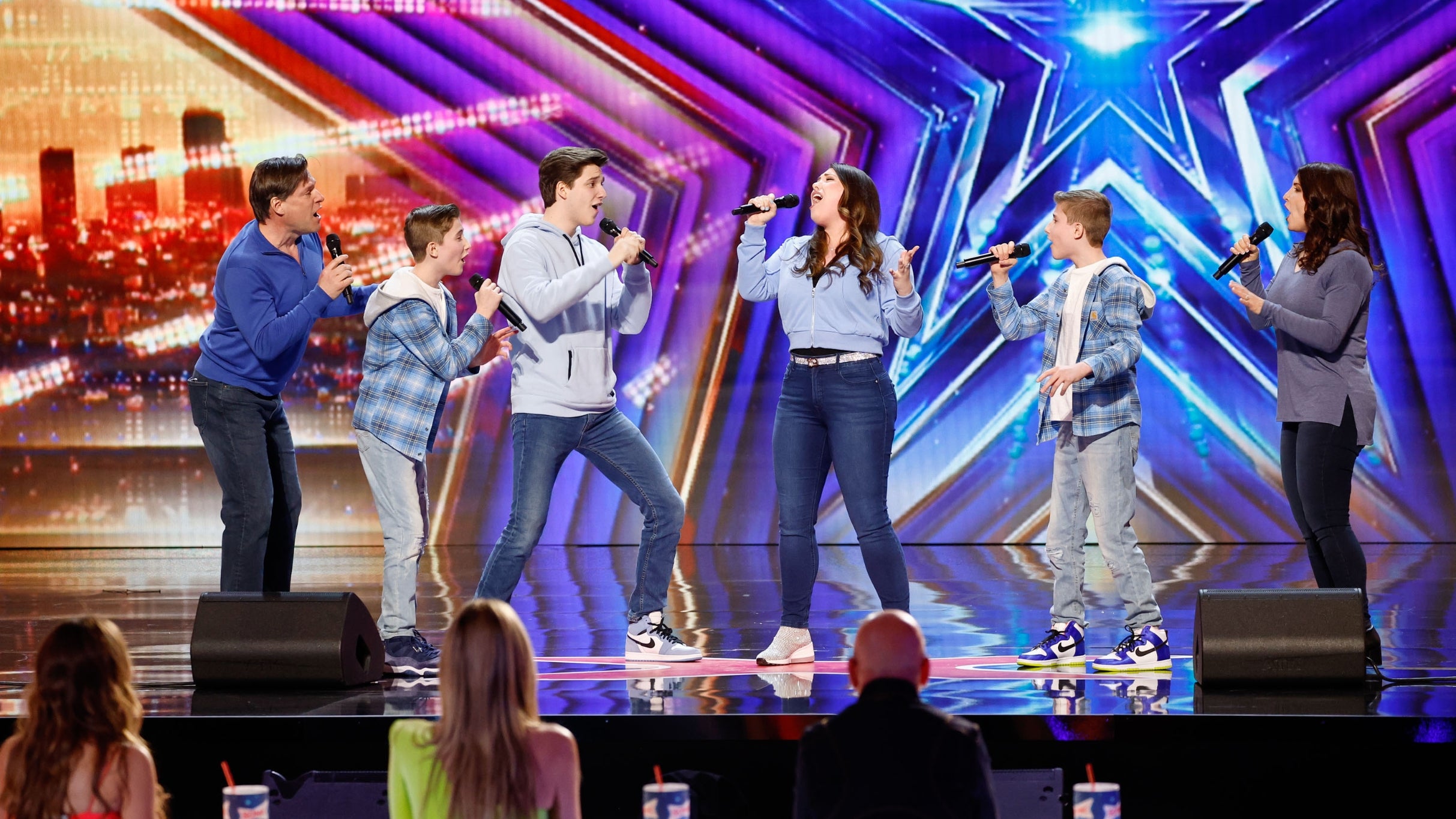 The Sharpe Family Singers Present The Best Of Broadway