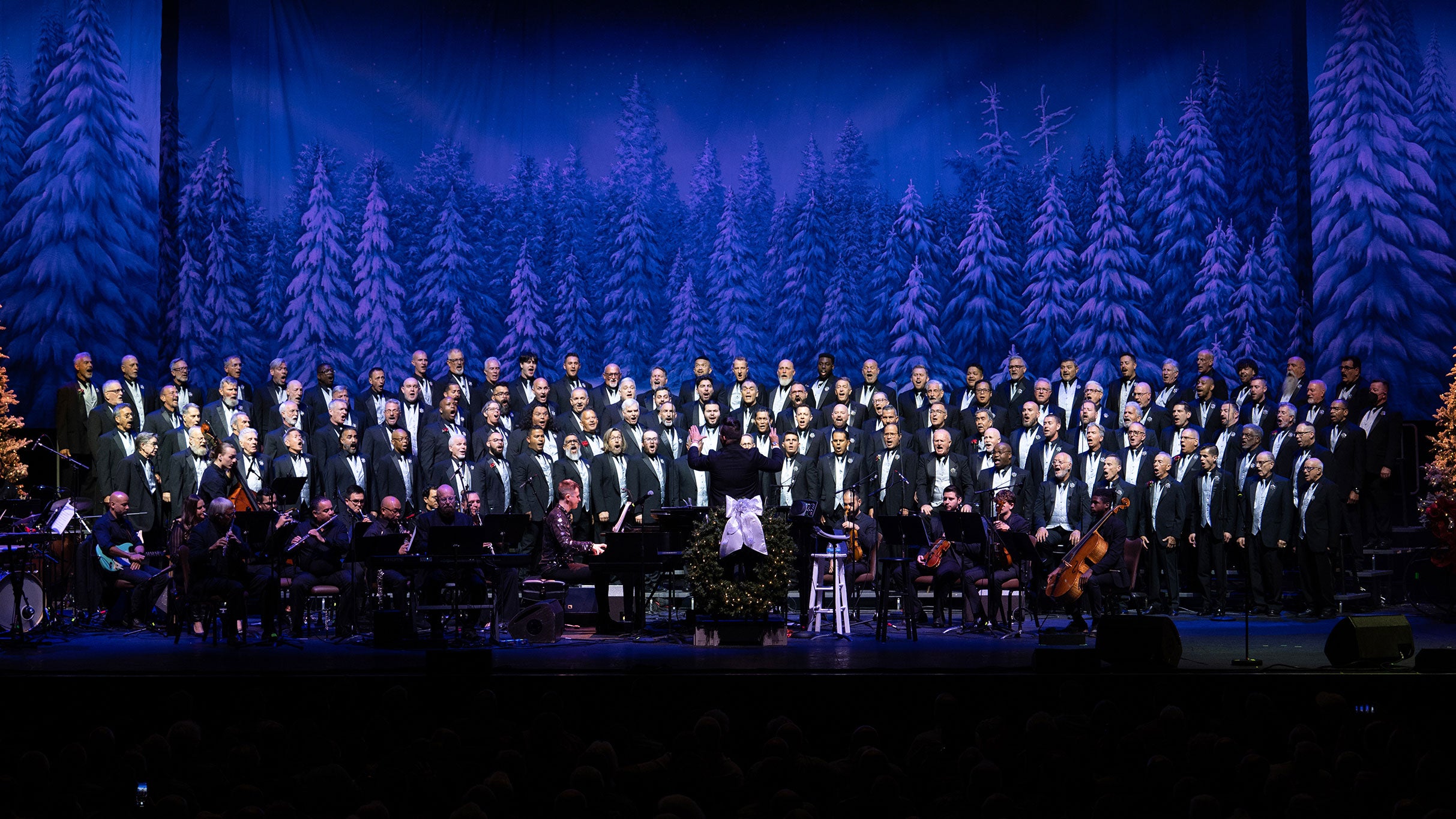 Gay Men's Chorus of South Florida: Invincible