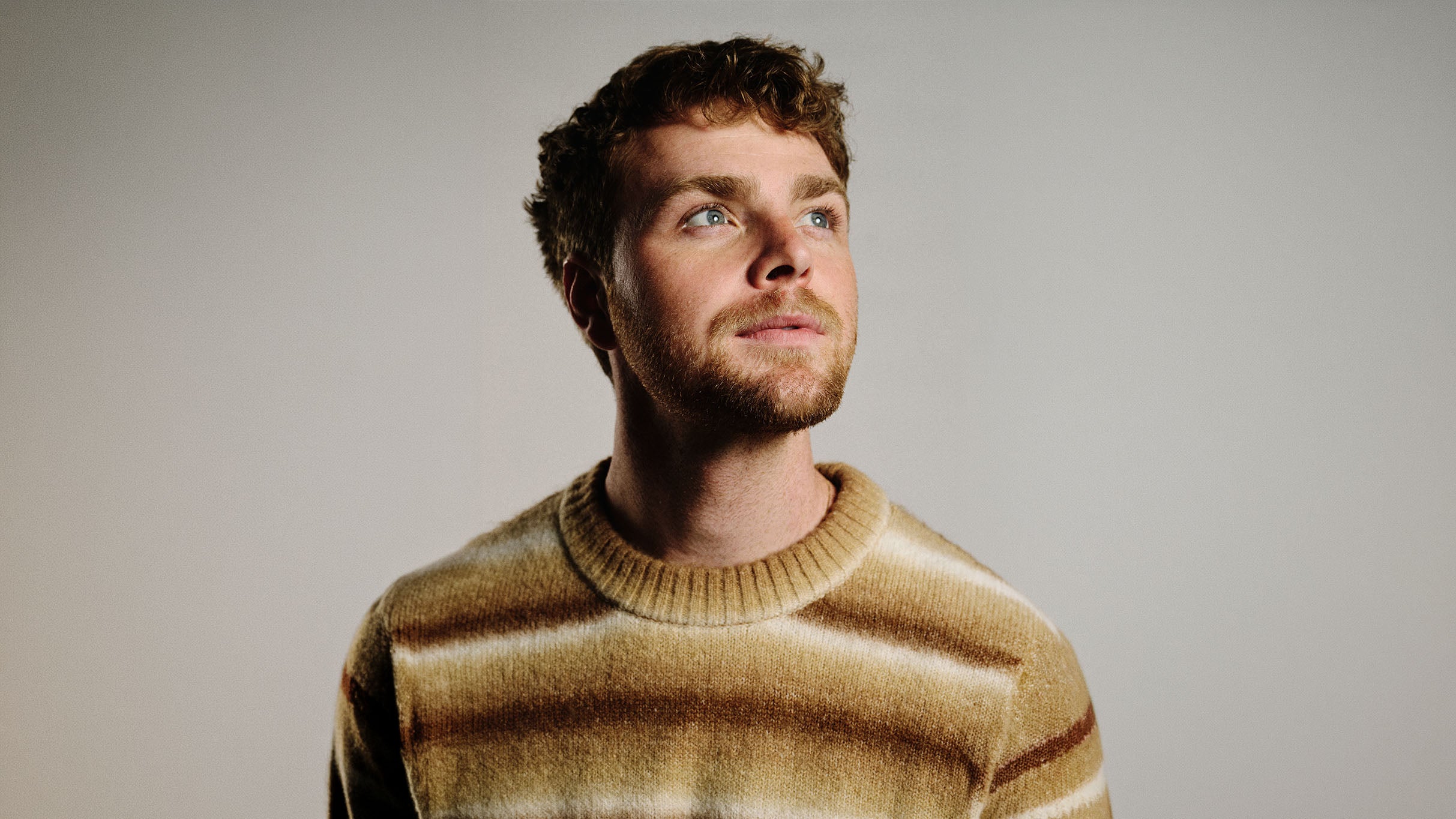 Alex Warren: Finding Family on the Road