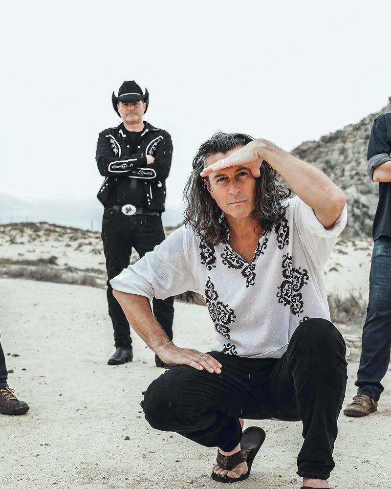 Magic Bag Presents: Roger Clyne & the Peacemakers